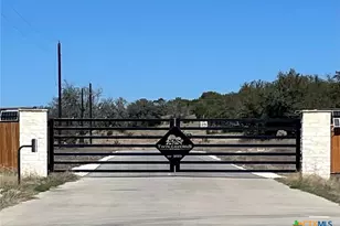 110 Guadalupe Dr, Oglesby, TX 76561 - Photo 3