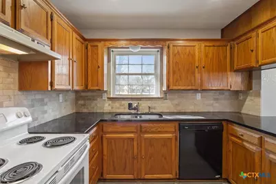 101 Windy Lane, Gatesville, TX 76528 - Photo 9