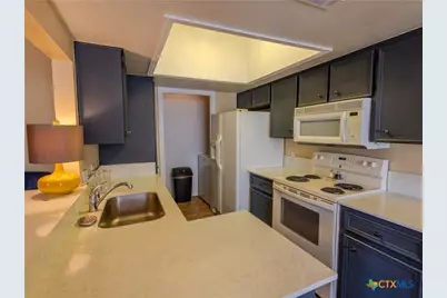 1013 Chestnut Street #C-4, San Marcos, TX 78666 - Photo 7