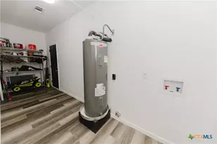 107 Silver Fox, Waco, TX 76705 - Photo 17