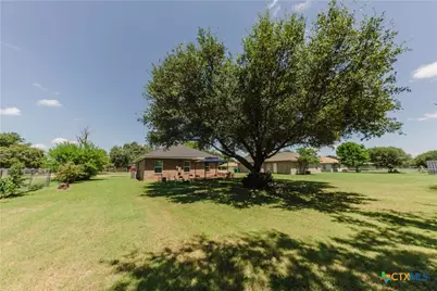 107 Silver Fox, Waco, TX 76705 - Photo 41