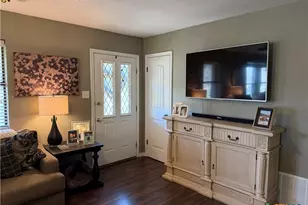 615 River Oaks Dr, Gatesville, TX 76528 - Photo 5