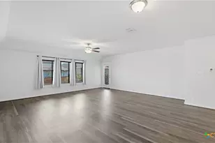 3640 Space Cloud Dr, New Braunfels, TX 78130 - Photo 5