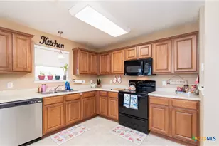 7916 Honeysuckle, Temple, TX 76502 - Photo 3