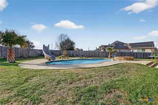 115 Lorenz, Stockdale, TX 78160 - Photo 35