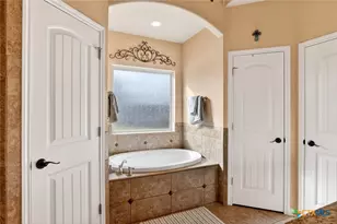 115 Lorenz, Stockdale, TX 78160 - Photo 19