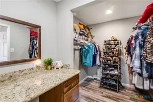 2002 Mission Dr, Victoria, TX 77901 - Photo 15