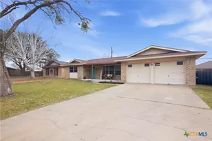 2002 Mission Dr, Victoria, TX 77901 - Photo 25