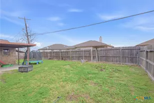2002 Mission Dr, Victoria, TX 77901 - Photo 19