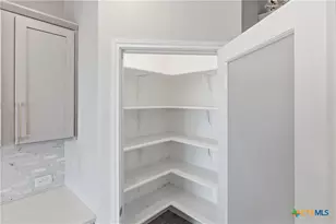 3809 Donald Dr, Seguin, TX 78155 - Photo 25