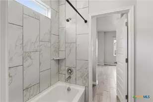 3809 Donald Dr, Seguin, TX 78155 - Photo 11