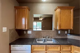 1305 Nicholas Cir, Killeen, TX 76542 - Photo 11