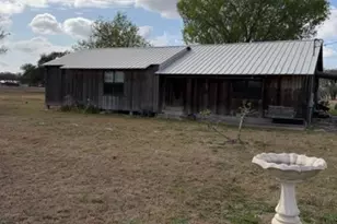 146 Elliott Rd, Refugio, TX 78377 - Photo 5