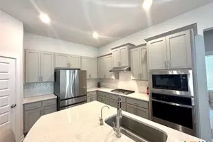 1937 Edelweiss, New Braunfels, TX 78130 - Photo 5