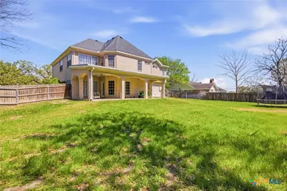 303 Roseland Avenue, Victoria, TX 77901 - Photo 5