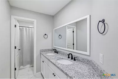 303 Roseland Avenue, Victoria, TX 77901 - Photo 43