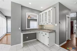 303 Roseland Ave, Victoria, TX 77901 - Photo 15