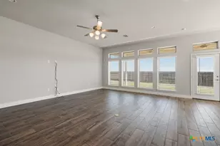 3105 High Meadow St, Seguin, TX 78155 - Photo 3