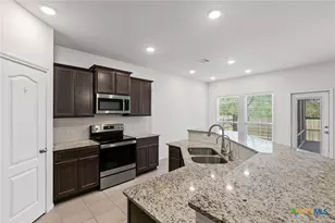 424 Oxford Ln, Troy, TX 76579 - Photo 7