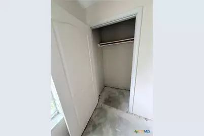 807 S Promenade Street, Hallettsville, TX 77964 - Photo 13