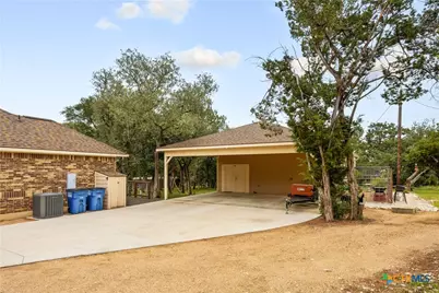 805 Willow Creek Circle, San Marcos, TX 78666 - Photo 21