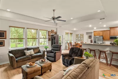 805 Willow Creek Circle, San Marcos, TX 78666 - Photo 3