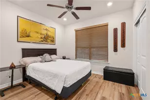 805 Willow Creek Cir, San Marcos, TX 78666 - Photo 11