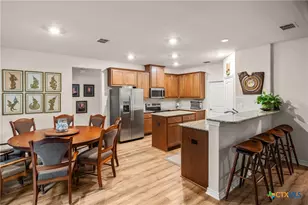 805 Willow Creek Cir, San Marcos, TX 78666 - Photo 5