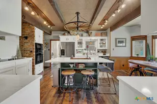 153 Sky Country Dr, New Braunfels, TX 78132 - Photo 9