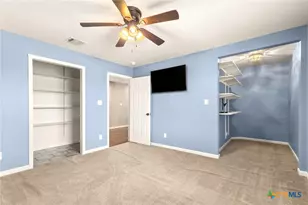 2854 Lakehills St, San Antonio, TX 78251 - Photo 17