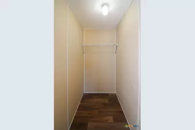 413 West Oaks Drive, Victoria, TX 77905 - Photo 23