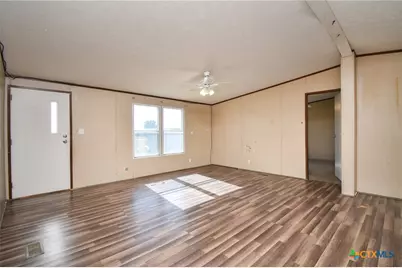 413 West Oaks Drive, Victoria, TX 77905 - Photo 11
