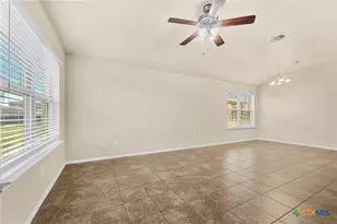 917 Brookview Dr, Copperas Cove, TX 76522 - Photo 5