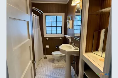 150 N Chilton Avenue, Goliad, TX 77963 - Photo 7