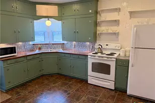 150 N Chilton Ave, Goliad, TX 77963 - Photo 3