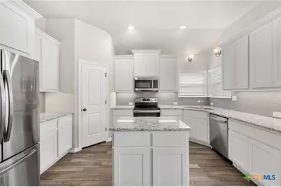 512 Holstein Drive, Belton, TX 76513 - Photo 7