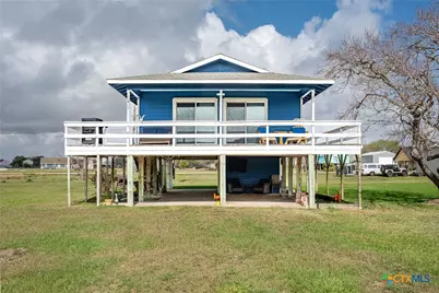 448 Stovall Drive, Palacios, TX 77465 - Photo 9