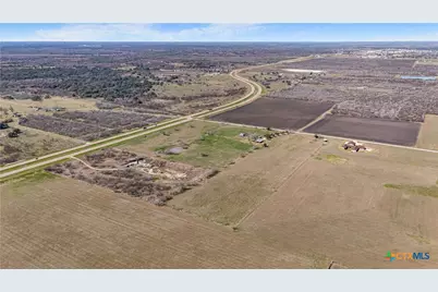 803 Aloe Road, Victoria, TX 77905 - Photo 11