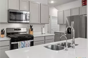 5315 Tourmaline Loop, San Antonio, TX 78222 - Photo 11