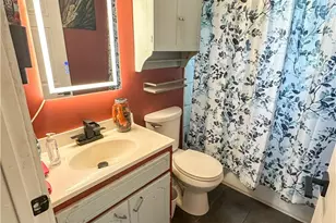 2503 E Mistletoe Ave, Victoria, TX 77901 - Photo 11