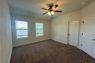 320 Untermaier St, New Braunfels, TX 78130 - Photo 11