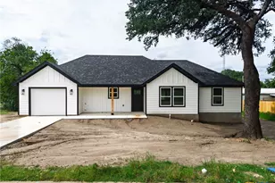 1601 Mill St, Gatesville, TX 76528 - Photo 1