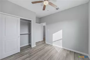 608 Mustang Cir, Nixon, TX 78140 - Photo 11