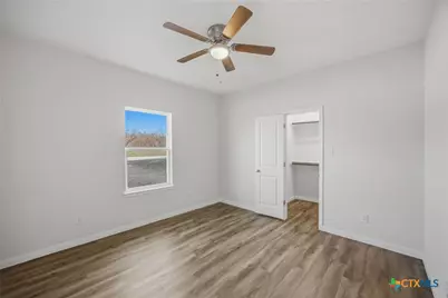 604 Mustang Circle, Nixon, TX 78140 - Photo 7