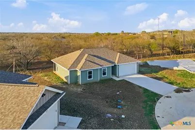 604 Mustang Circle, Nixon, TX 78140 - Photo 13