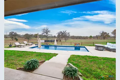 494 Flash Circle, Luling, TX 78648 - Photo 33