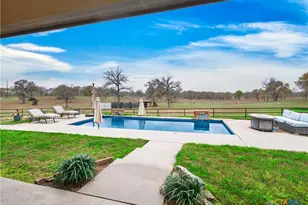 494 Flash Cir, Luling, TX 78648 - Photo 33