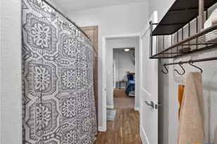 494 Flash Cir, Luling, TX 78648 - Photo 23