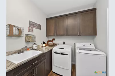494 Flash Circle, Luling, TX 78648 - Photo 29