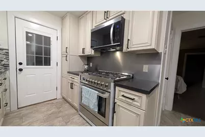 20 W Nugent Avenue, Temple, TX 76501 - Photo 17